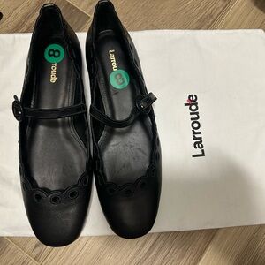NEW Larroude Black Flats with Scalloped Edges  Size 8